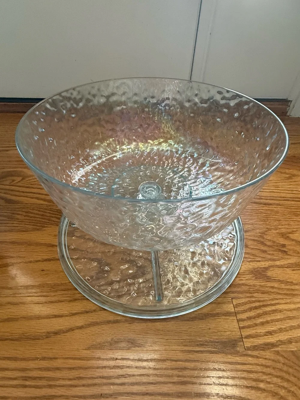 Better Homes And Gardens Clear Textured Glass Cake Dome with Knob